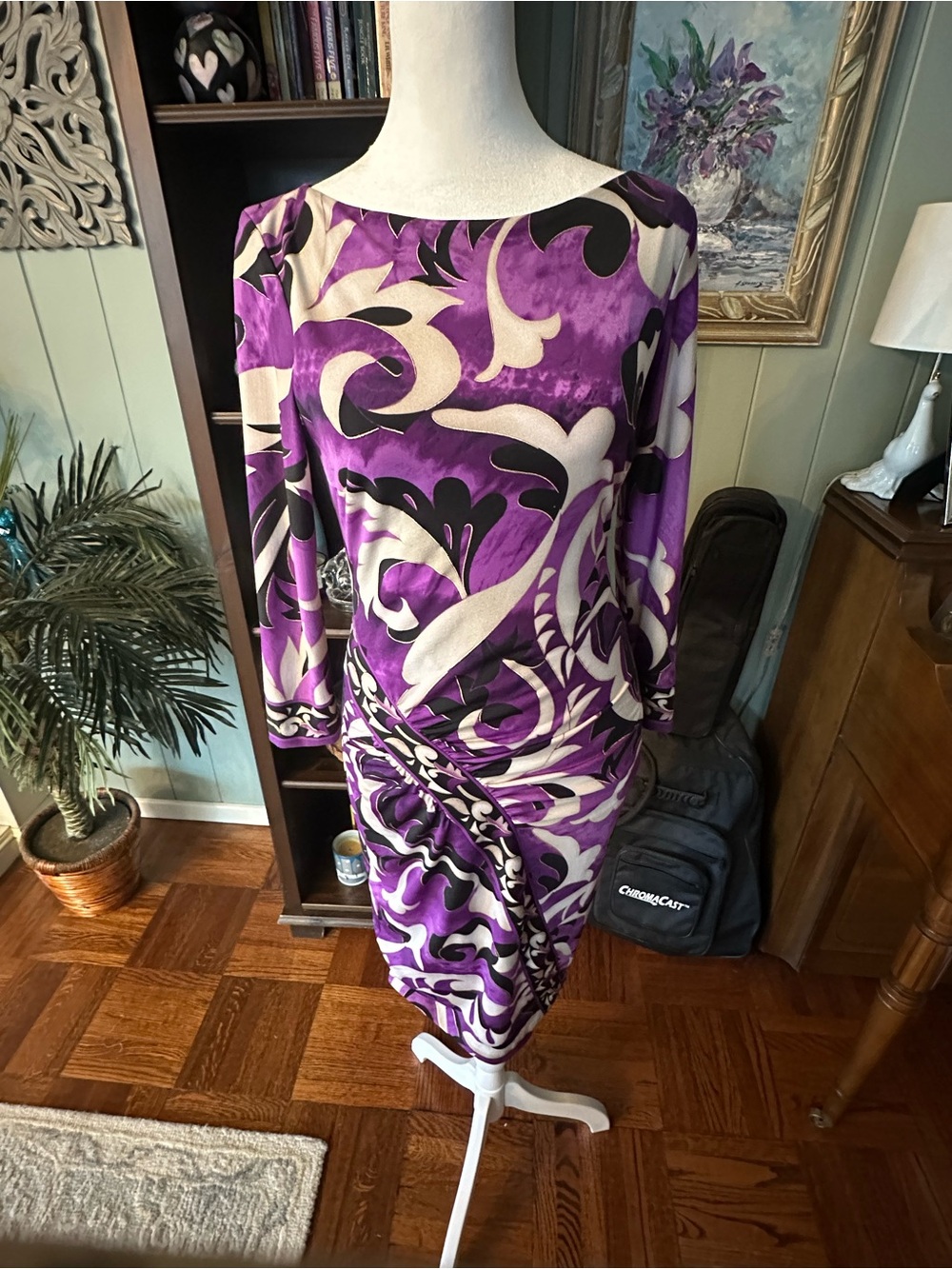 VTG Caché Purple Abstract Print Women's Dress